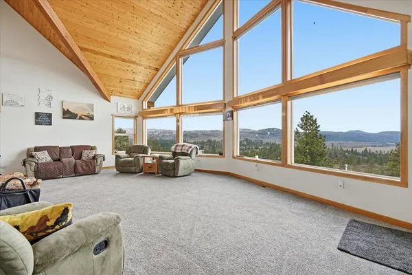 $775,000 | 41031 Pineridge Drive East, Unit E, Davenport, WA 99122