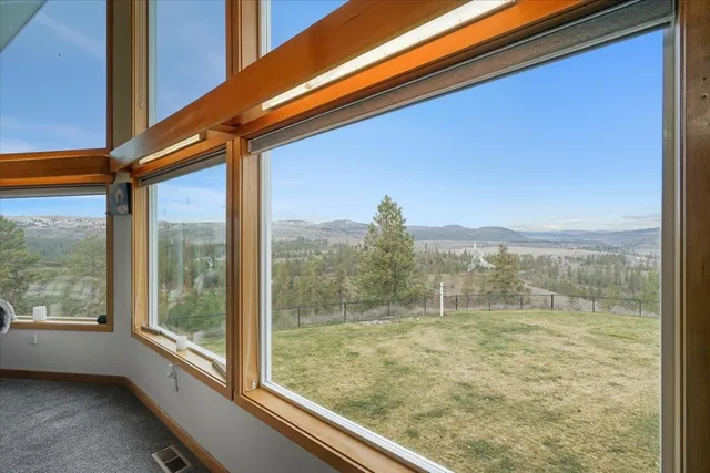 $1,100,000 | Undisclosed Address, Davenport, WA 99122