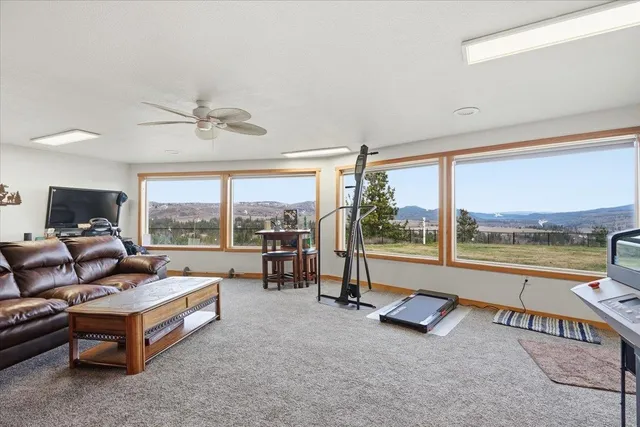 $1,100,000 | Undisclosed Address, Davenport, WA 99122