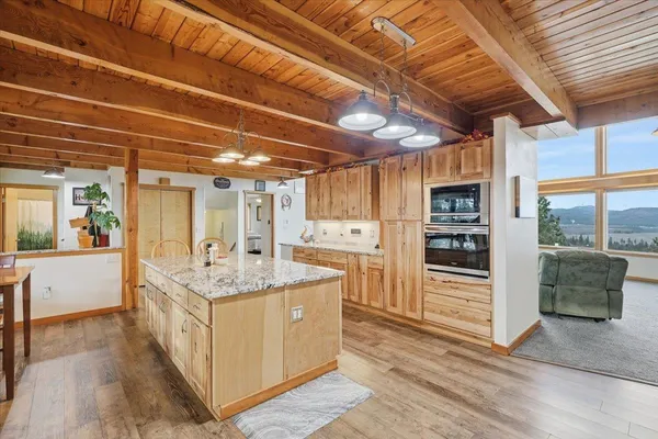 $775,000 | 41031 Pineridge Drive East, Unit E, Davenport, WA 99122