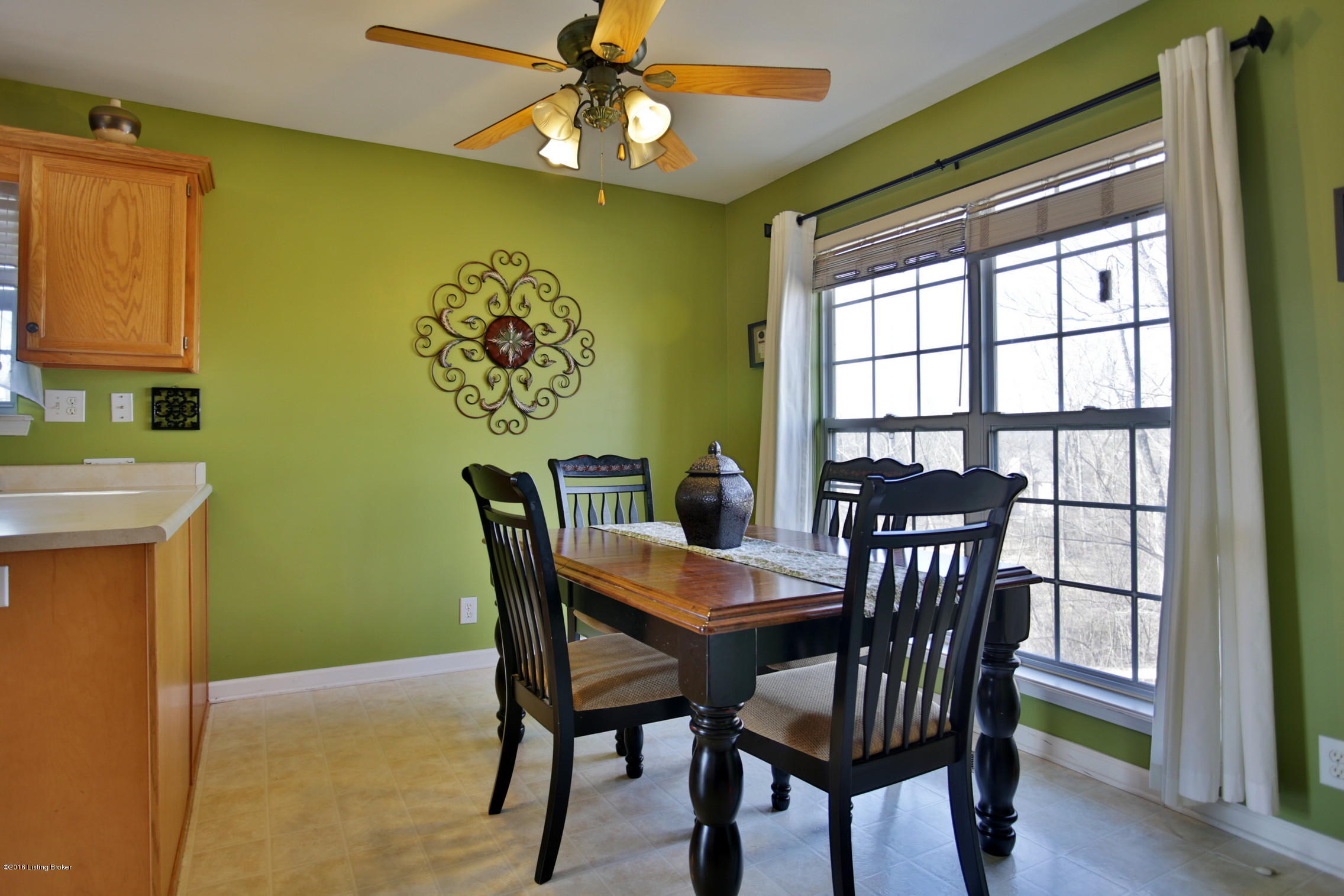 6914 Colton Road Crestwood, KY 40014 - Photo 7 of 22 Dining Area