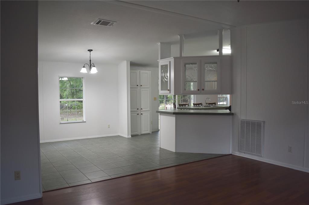 8231 Northeast 111th Street Bronson, FL 32621 - Photo 2 of 19