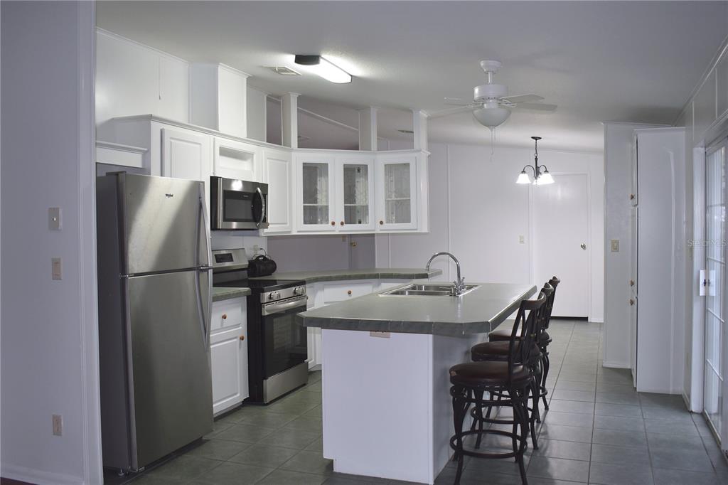 8231 Northeast 111th Street Bronson, FL 32621 - Photo 6 of 19