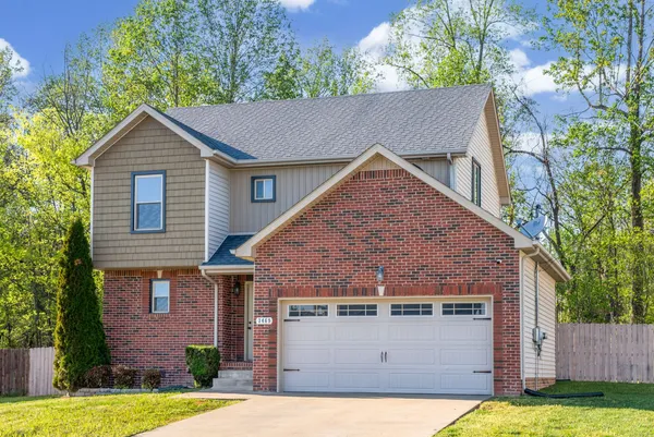 $1,900 | 3469 Bradfield Drive, Clarksville, TN 37042