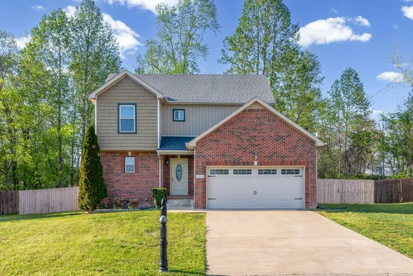 $1,900 | 3469 Bradfield Drive, Clarksville, TN 37042