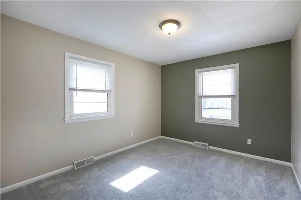 $247,500 | 201 South Shrank Avenue, Independence, MO 64056