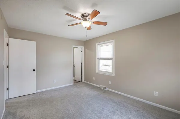 $247,500 | 201 South Shrank Avenue, Independence, MO 64056
