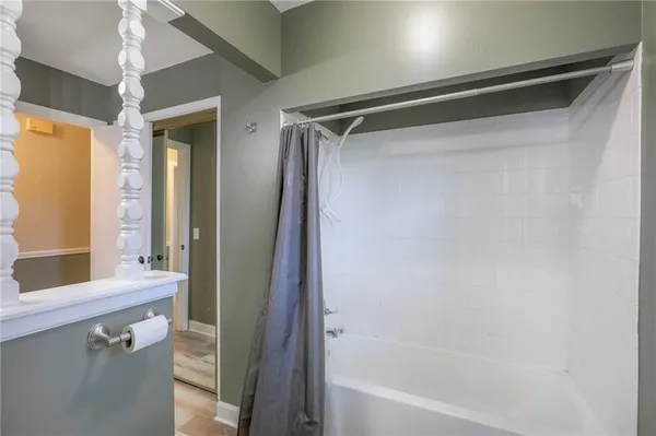 $247,500 | 201 South Shrank Avenue, Independence, MO 64056