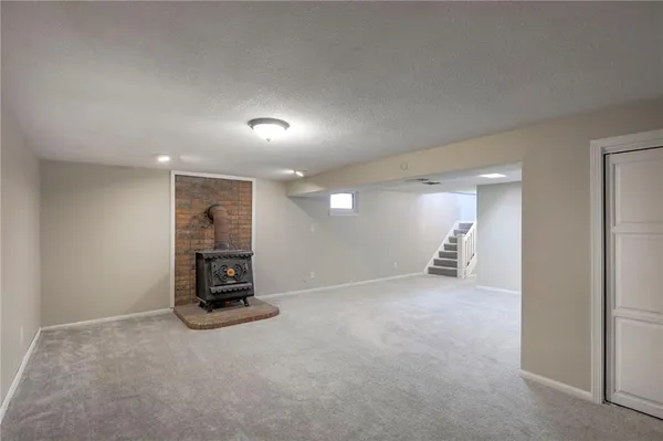 $247,500 | 201 South Shrank Avenue, Independence, MO 64056