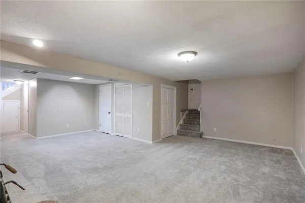 $247,500 | 201 South Shrank Avenue, Independence, MO 64056