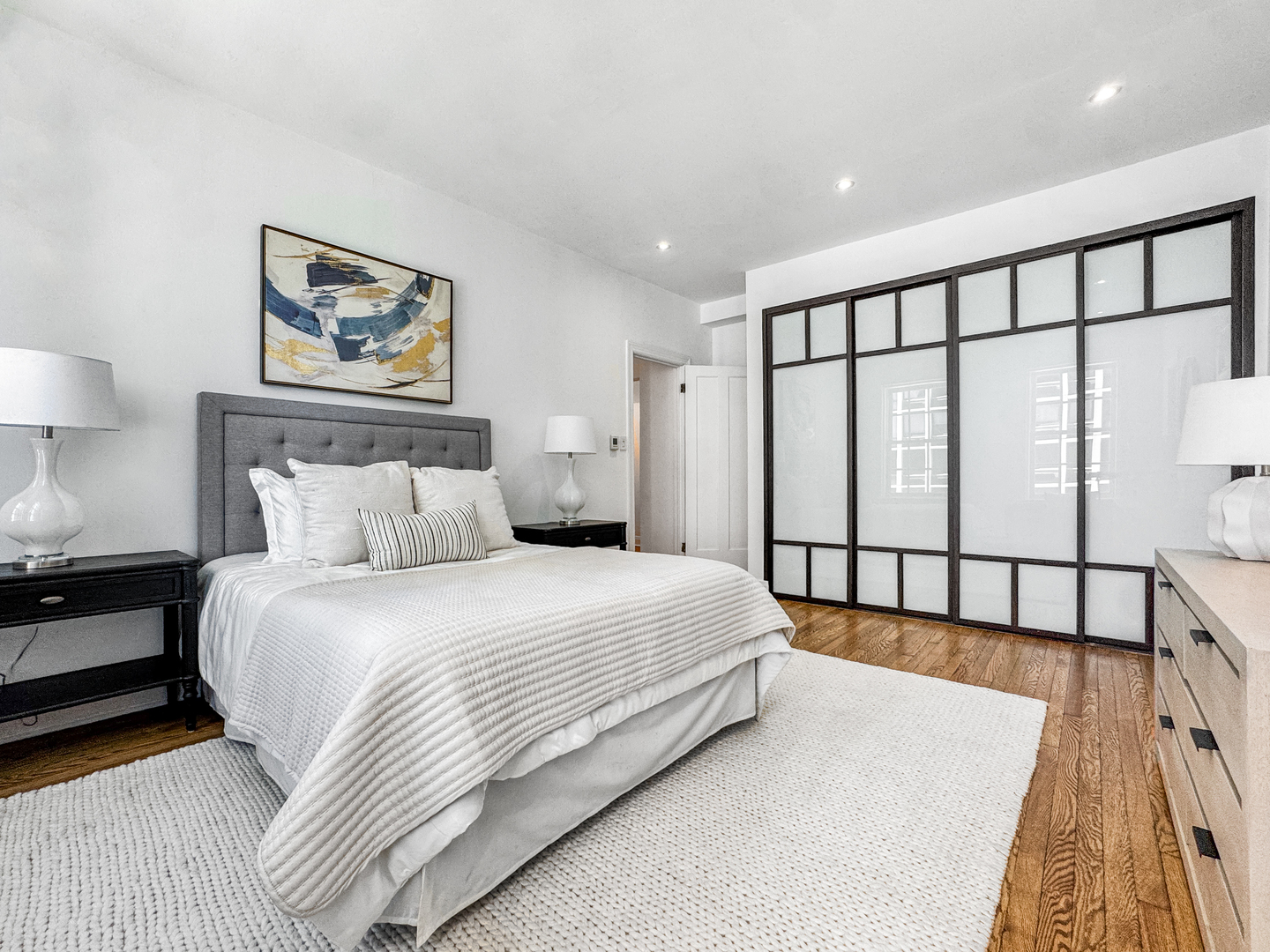 70 East Scott Street, Unit 605 Chicago, IL 60610 - Photo 17 of 29
