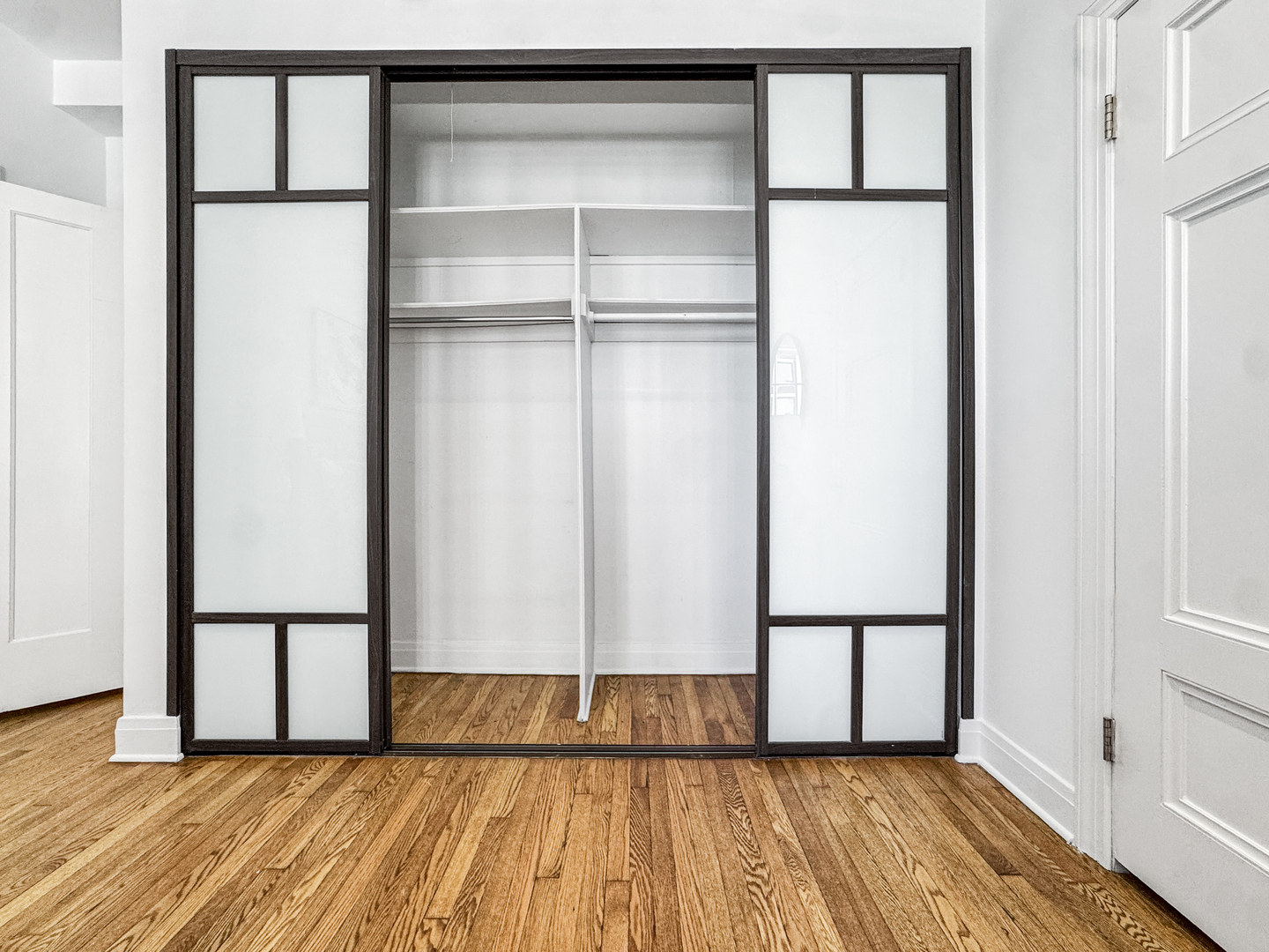 70 East Scott Street, Unit 605 Chicago, IL 60610 - Photo 19 of 29