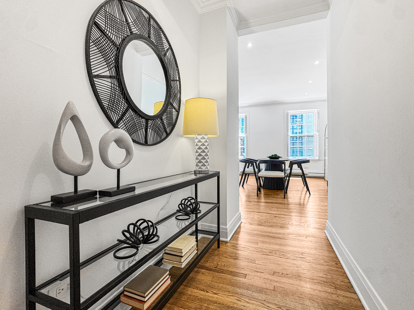 70 East Scott Street, Unit 605 Chicago, IL 60610 - Photo 2 of 29