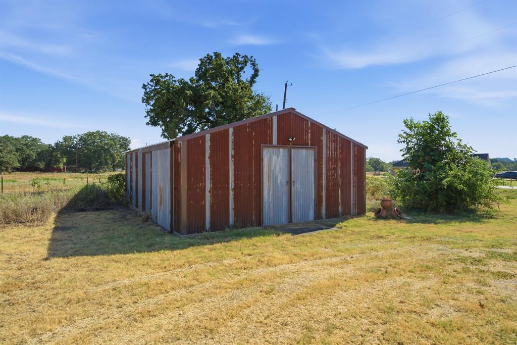 311 Dennis Road Lipan, TX 76462 - Photo 30 of 32 Gallery Image 30