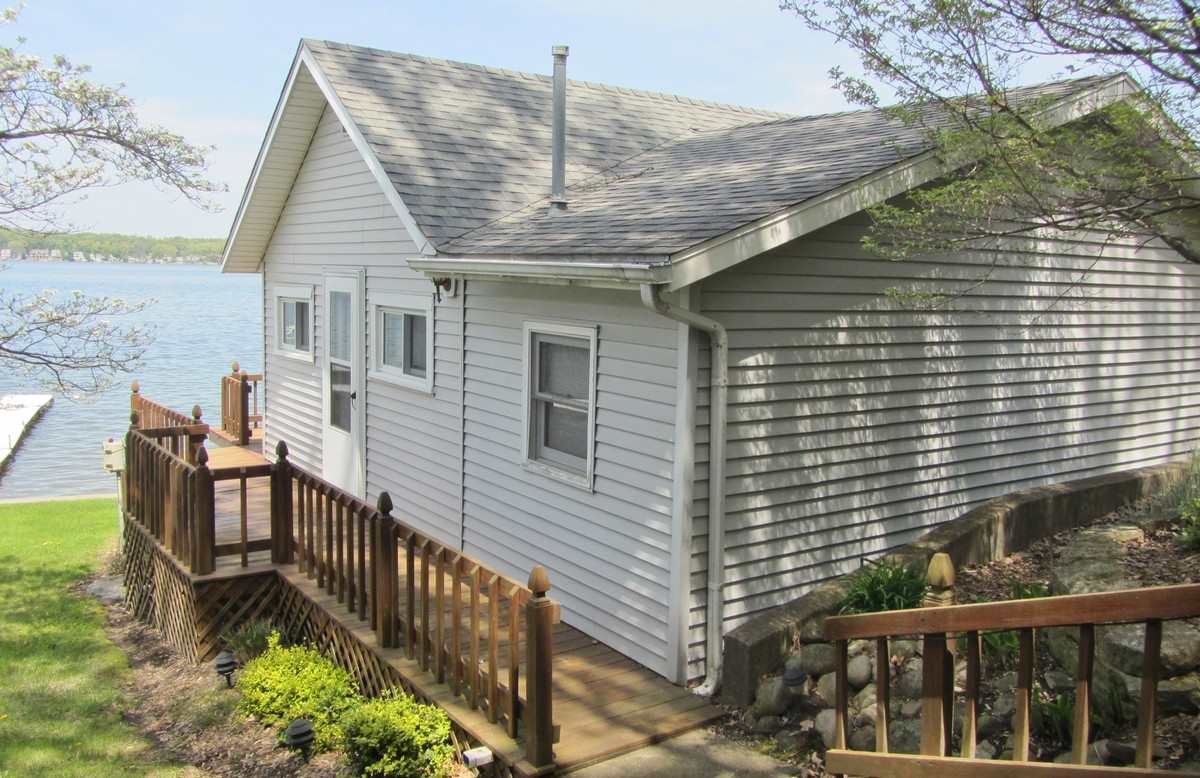 2990 West Shady Side Road Angola, IN 46703 - Photo 1 of 36 Gallery Image 1
