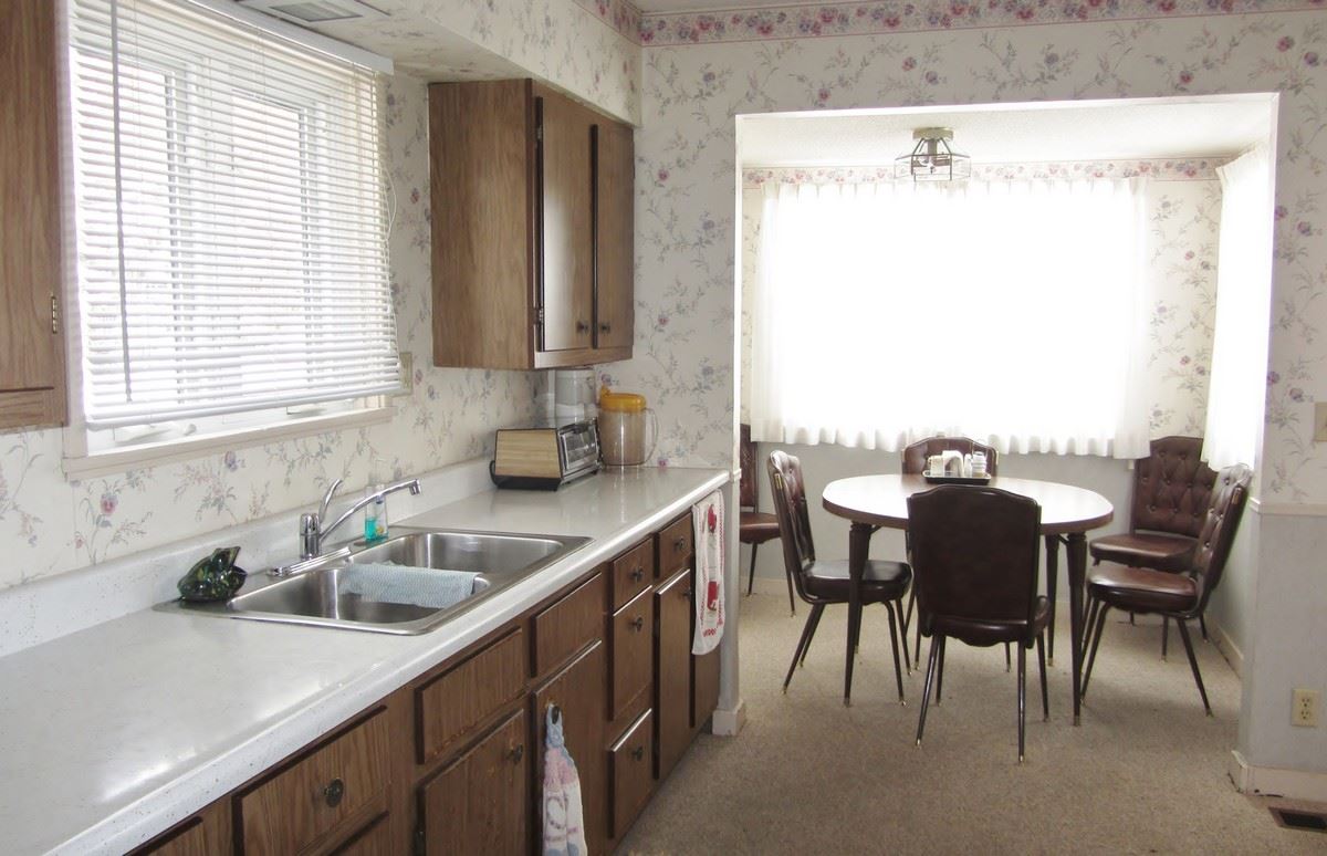 2990 West Shady Side Road Angola, IN 46703 - Photo 6 of 36 Gallery Image 6