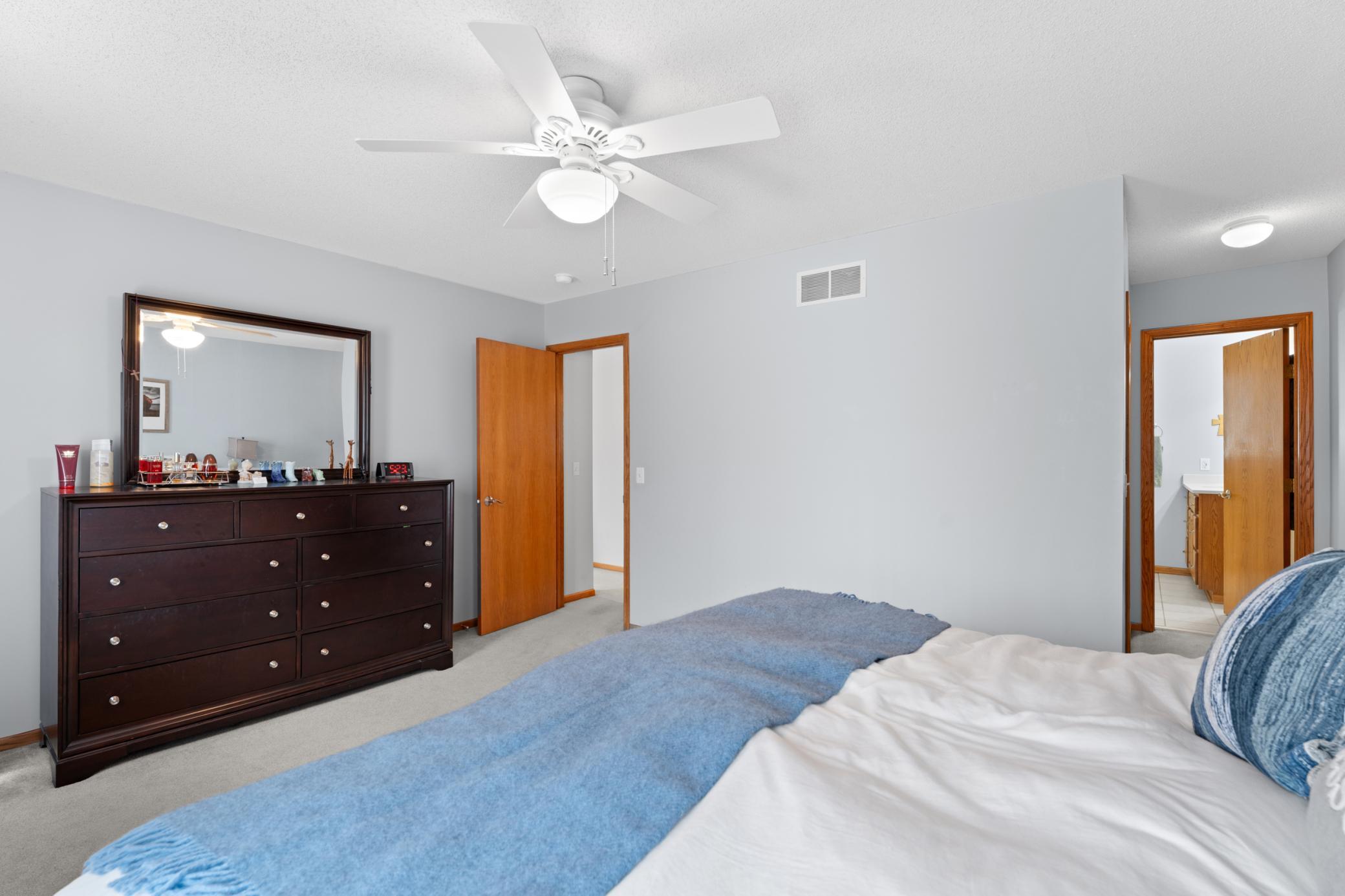 2217 Baihly Summit Drive Southwest Rochester, MN 55902 - Photo 20 of 49