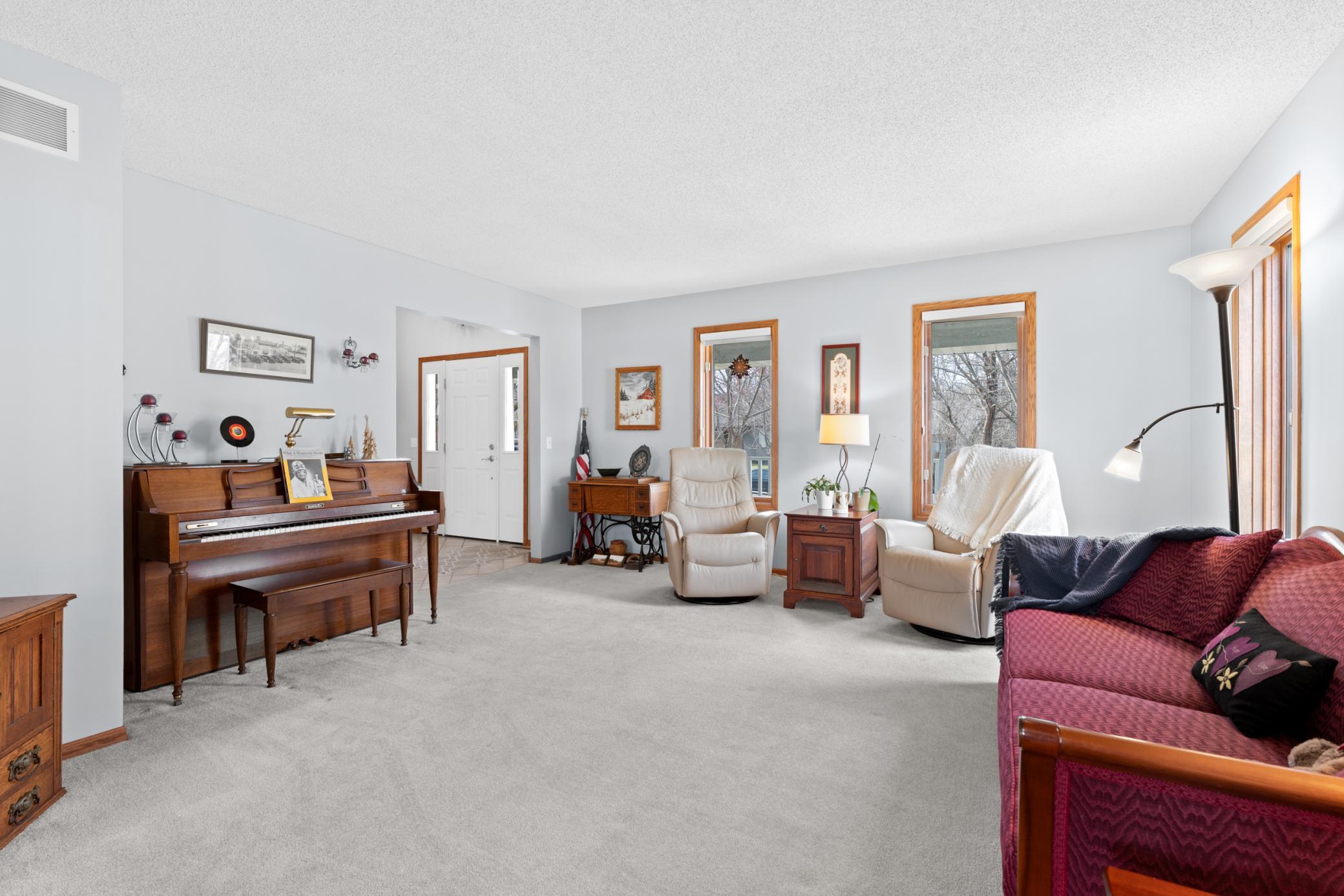 2217 Baihly Summit Drive Southwest Rochester, MN 55902 - Photo 6 of 49