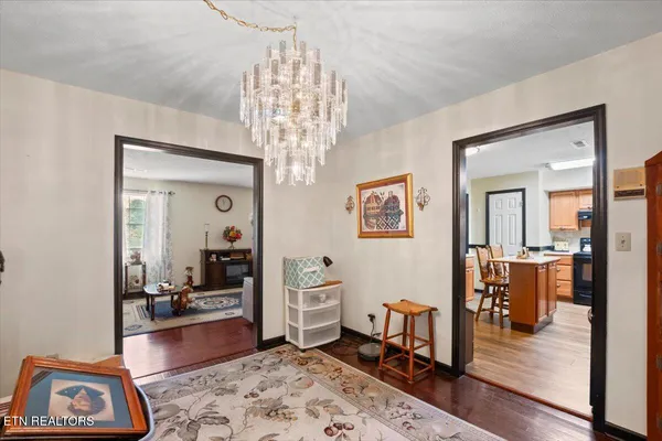 $439,900 | 116 Oak Street, Jacksboro, TN 37757