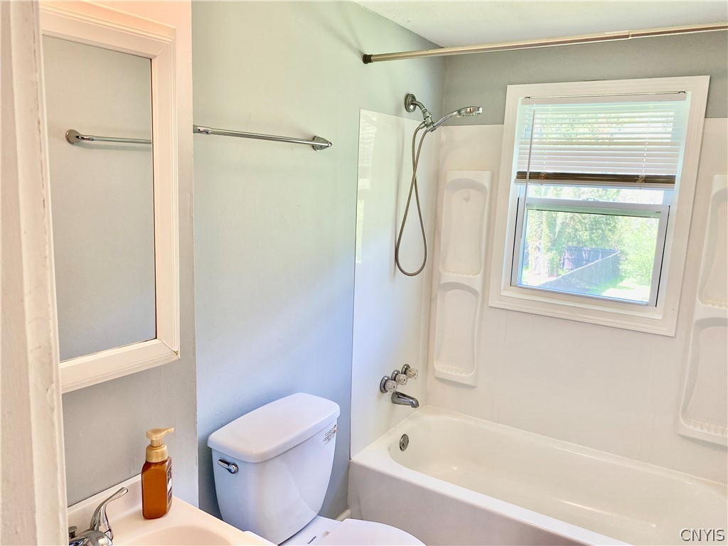 220 Roxann Avenue Cicero, NY 13212 - Photo 26 of 37