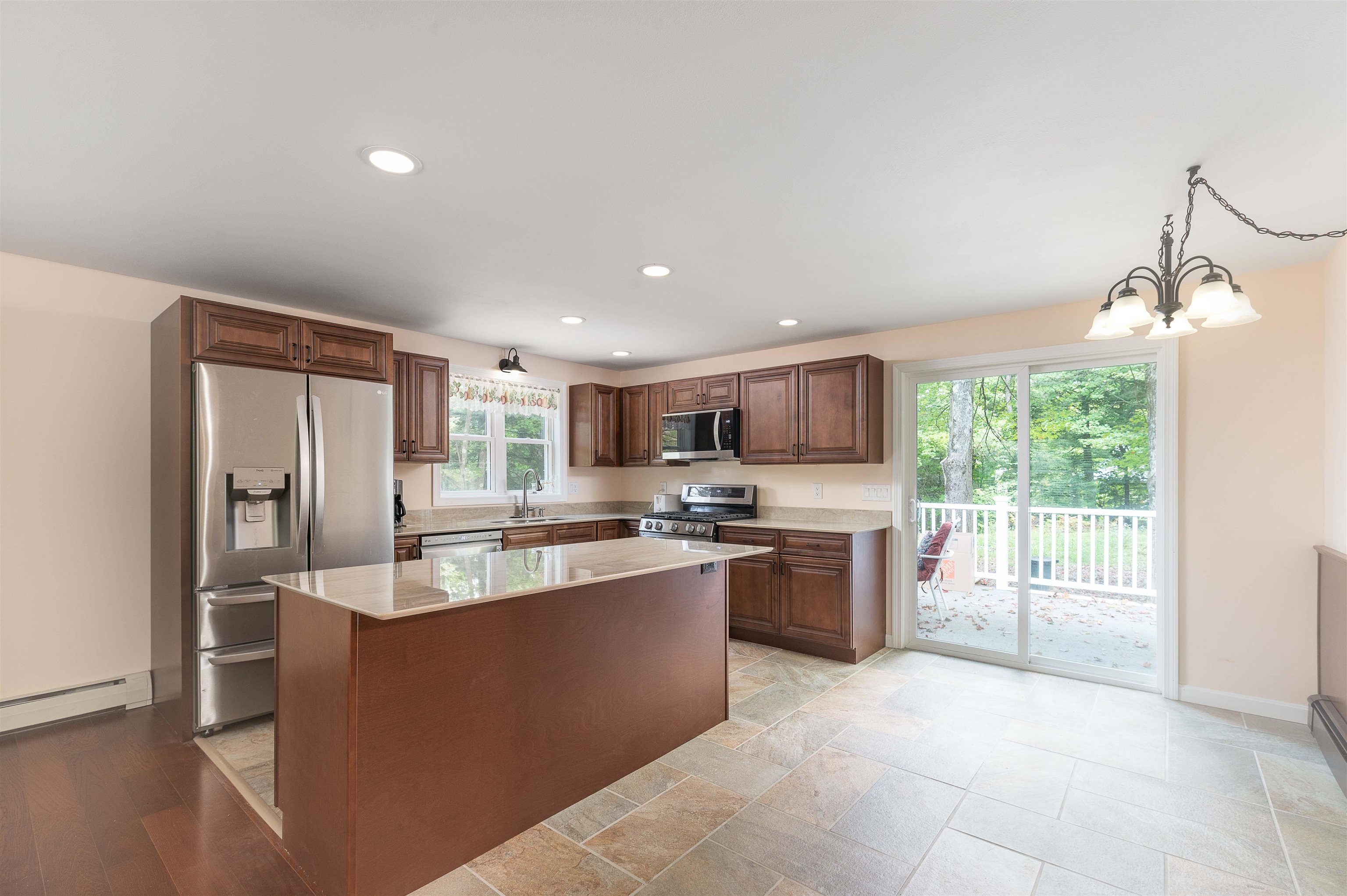 152 Town Line Road Conway, NH 03818 - Photo 3 of 26