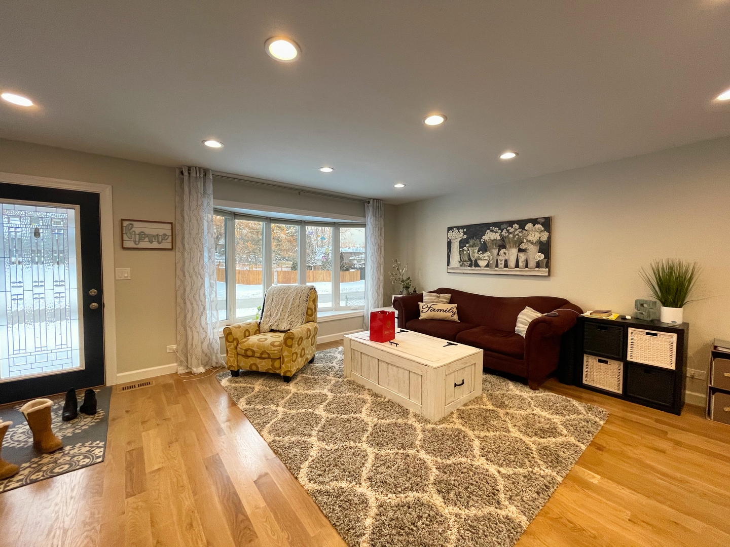 S005 Pleasant Hill Road Wheaton, IL 60187 - Photo 2 of 13