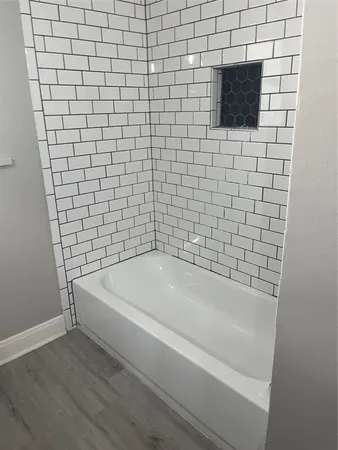 $2,400 | 5730 Old Lodge Drive, Houston, TX 77066