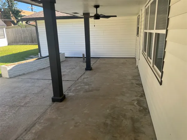 $2,400 | 5730 Old Lodge Drive, Houston, TX 77066