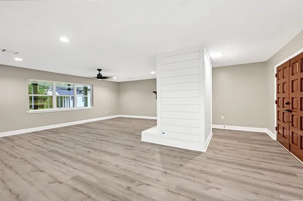 $2,400 | 5730 Old Lodge Drive, Houston, TX 77066