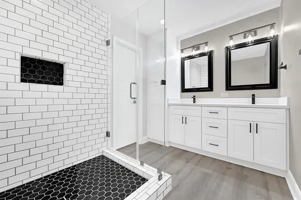 $2,400 | 5730 Old Lodge Drive, Houston, TX 77066