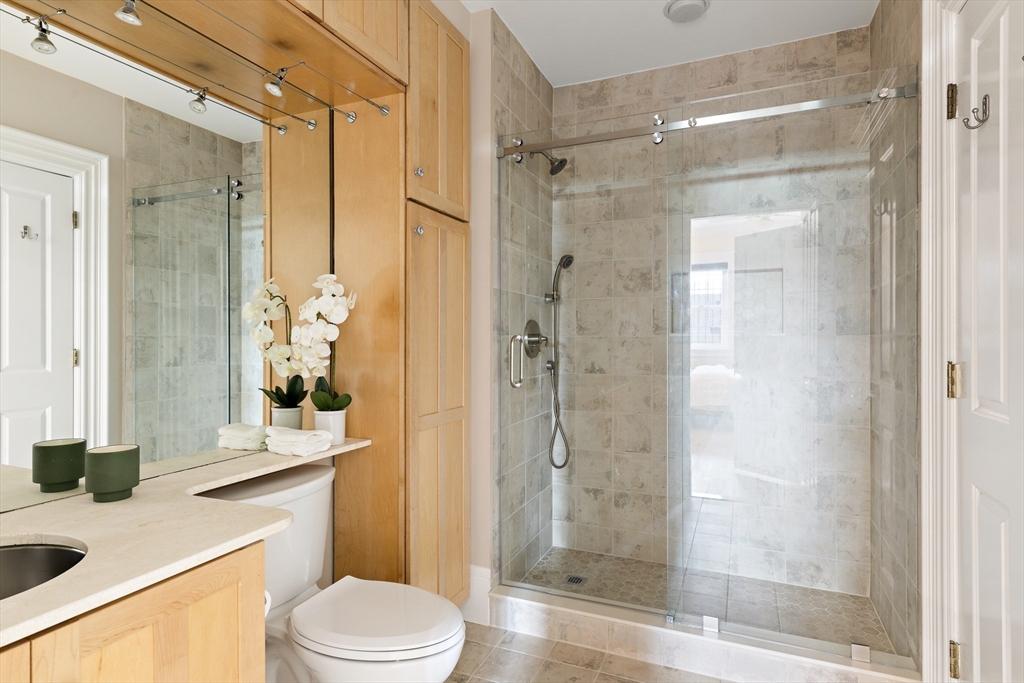 175 St Botolph Street, Unit 1 Boston, MA 02115 - Photo 11 of 18