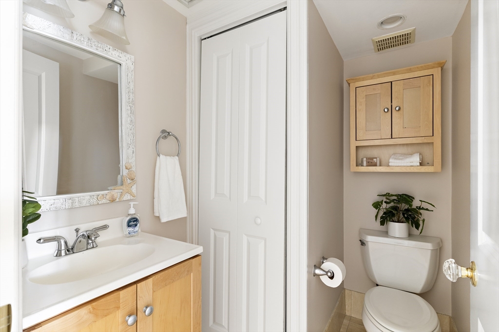 175 St Botolph Street, Unit 1 Boston, MA 02115 - Photo 13 of 18