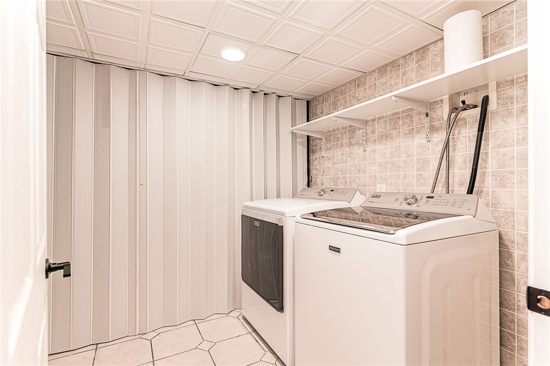 680 Fletcher Road North Kingstown, RI 02852 - Photo 31 of 41 Laundry room