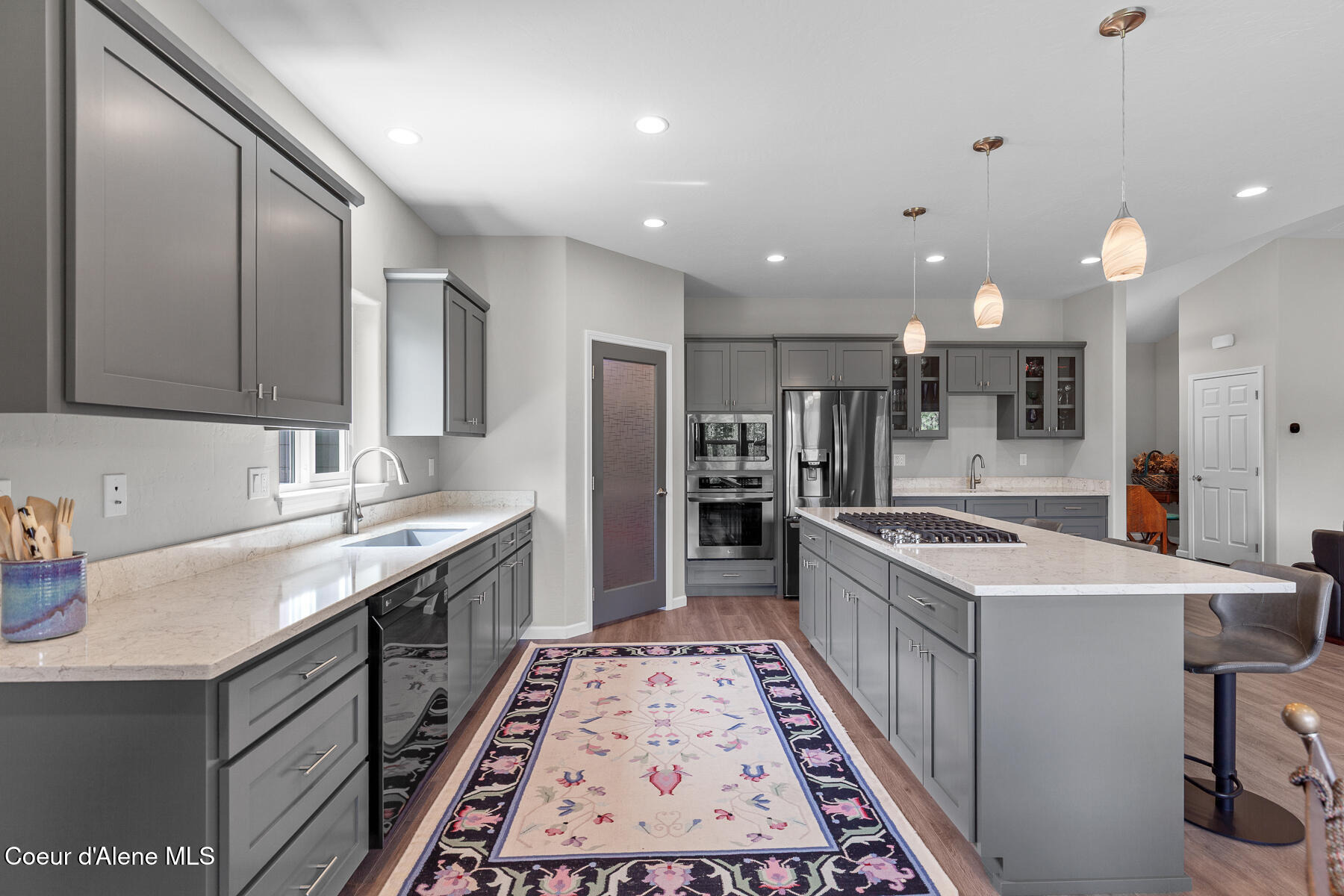 125 Golfview Lane Sandpoint, ID 83864 - Photo 11 of 49 Granite countertops