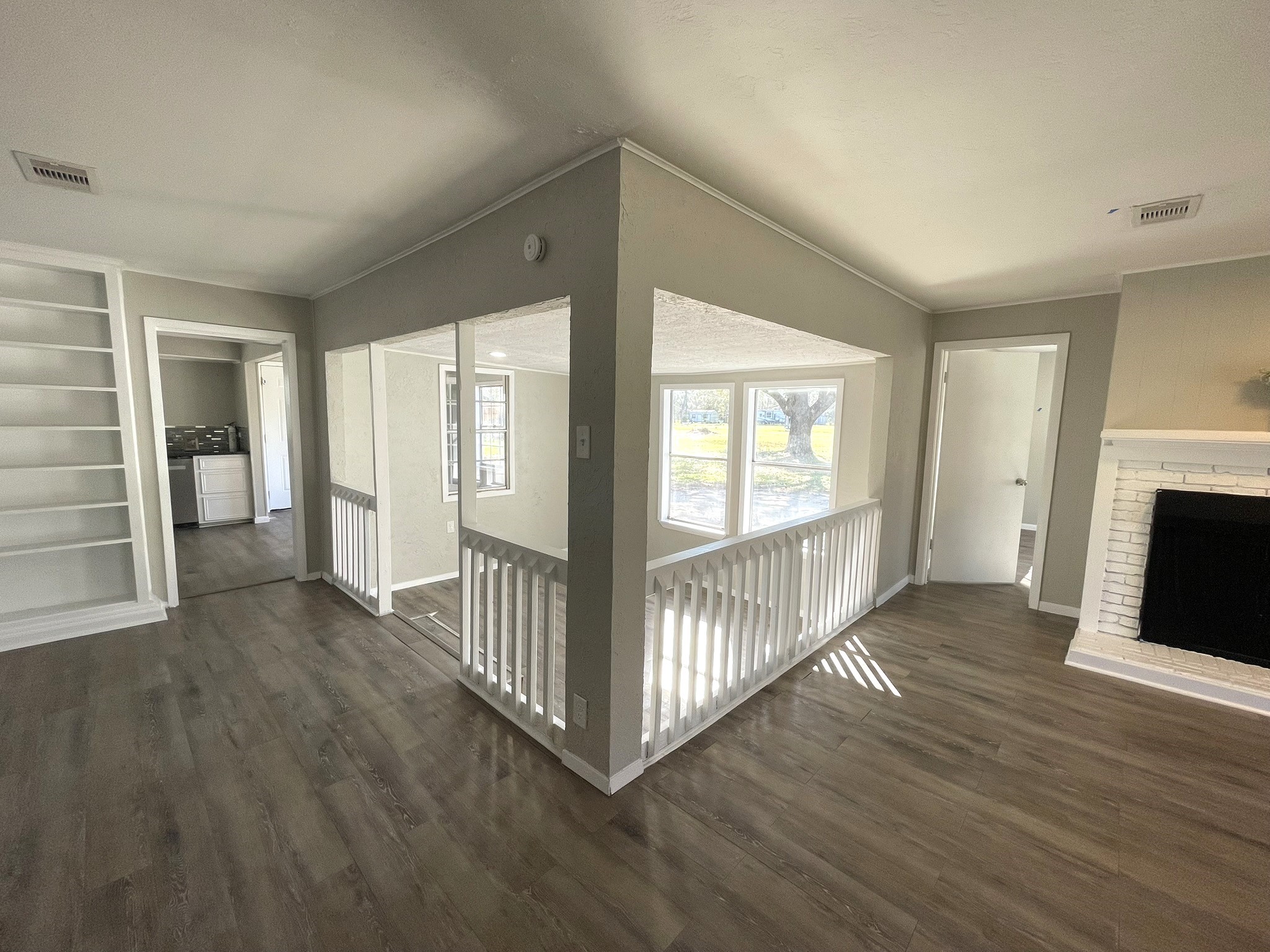 104 County Road 2401 Hull, TX 77564 - Photo 13 of 43 Additional living/flex space/ office/ game room/ play room