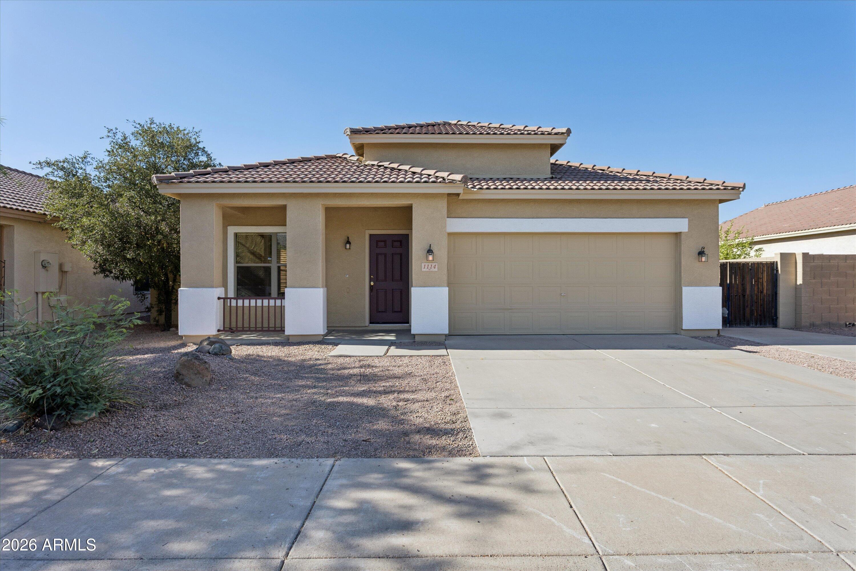 1114 East Pedro Road Phoenix, AZ 85042 - Photo 1 of 33