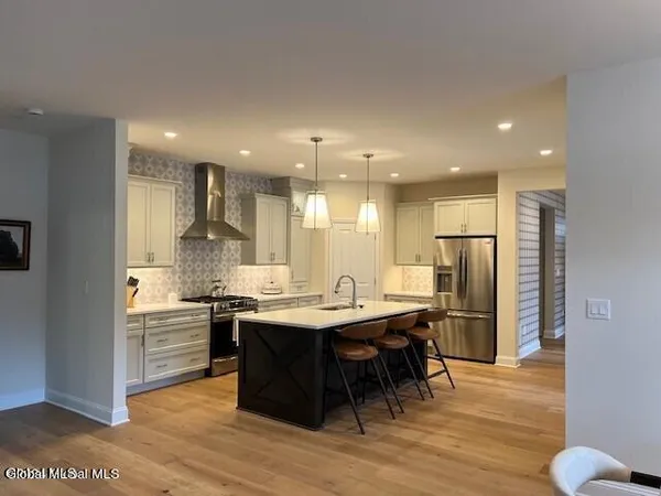 $602,900 | 7 Wistmans Way, Saratoga Springs, NY 12866