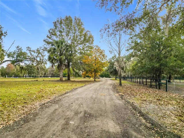 $1,200,000 | 17610 Northwest 110th Street, Reddick, FL 32686