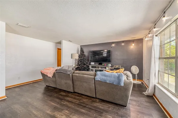 $269,000 | 3200 Northeast 10th Street, Ocala, FL 34470