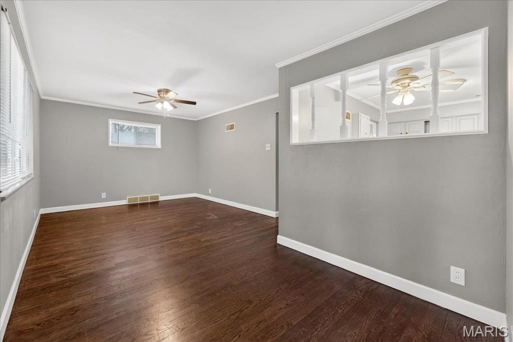 212 Lakeside Drive Ballwin, MO 63021 - Photo 4 of 28