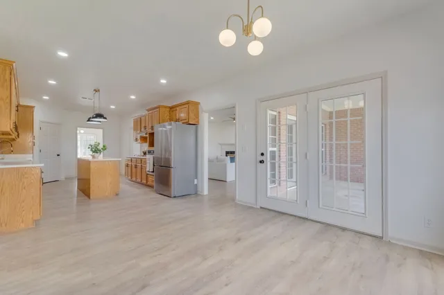 $529,999 | 2239 Steam Mill Ferry Road, Jackson, TN 38301