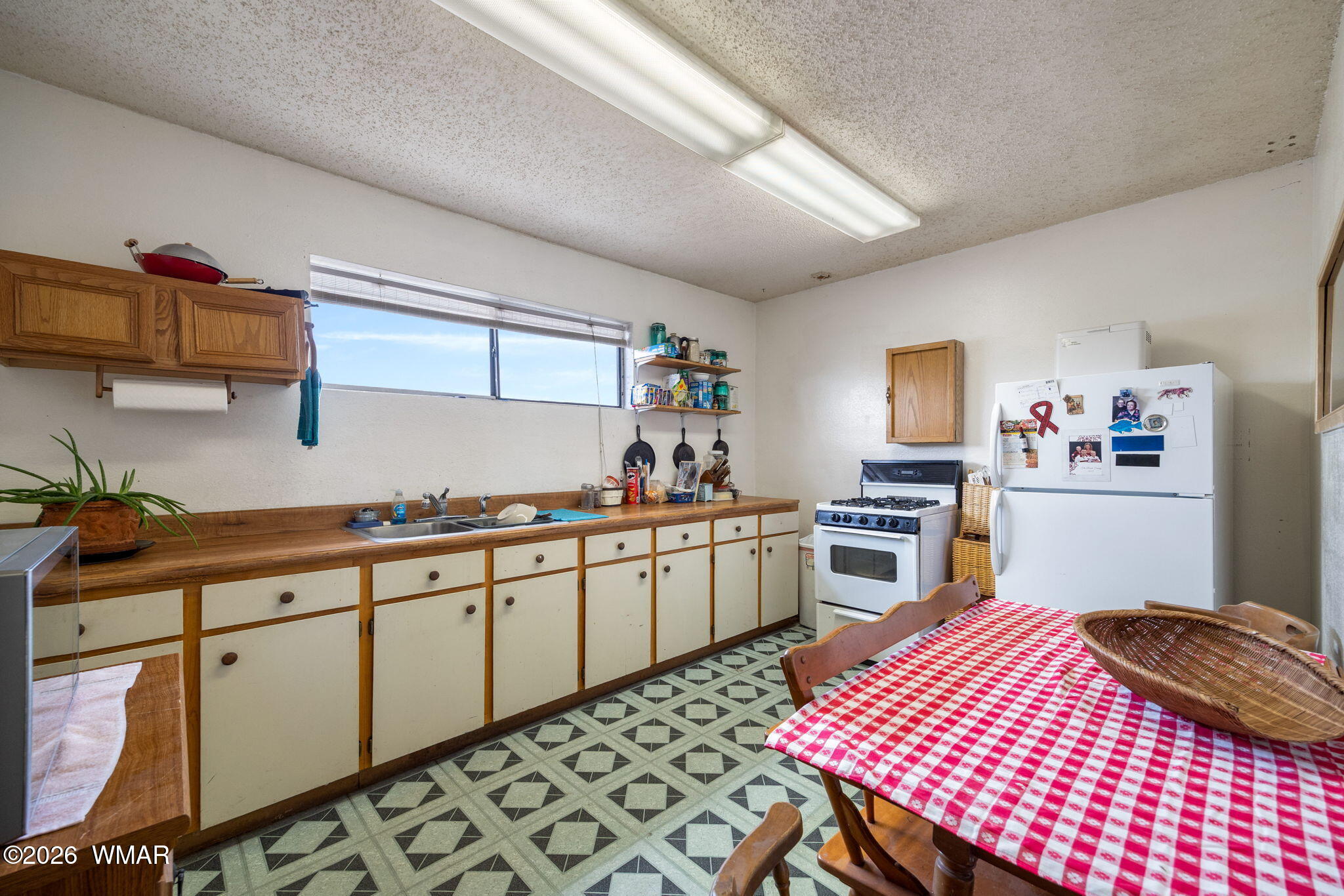 45 North C Street Springerville, AZ 85938 - Photo 11 of 20