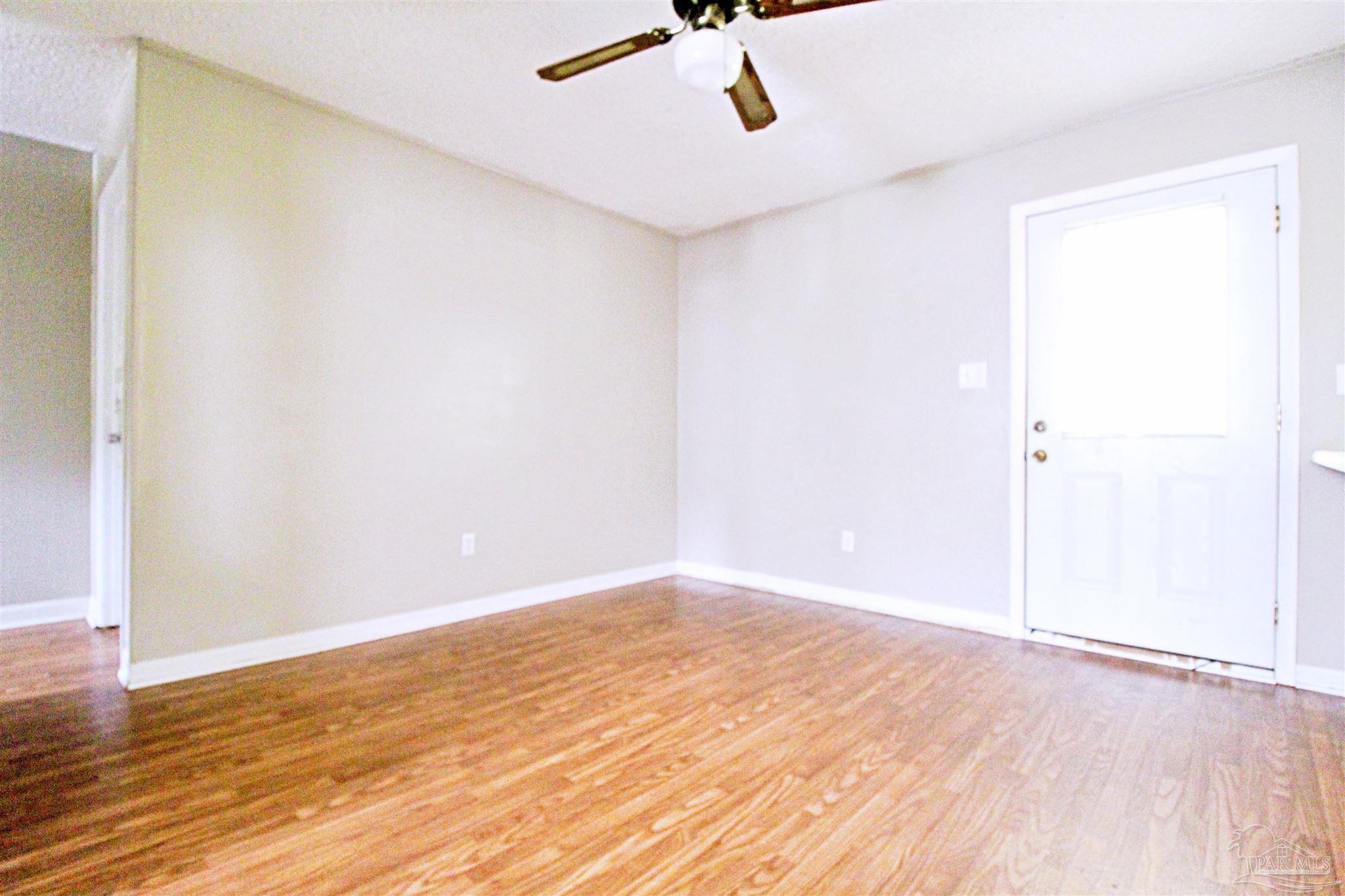 5772 Scotland Road Pensacola, FL 32526 - Photo 5 of 14 Gallery Image 5
