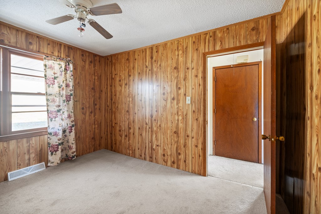218 Breazeale Road Greenwood, SC 29646 - Photo 14 of 43 Gallery Image 14