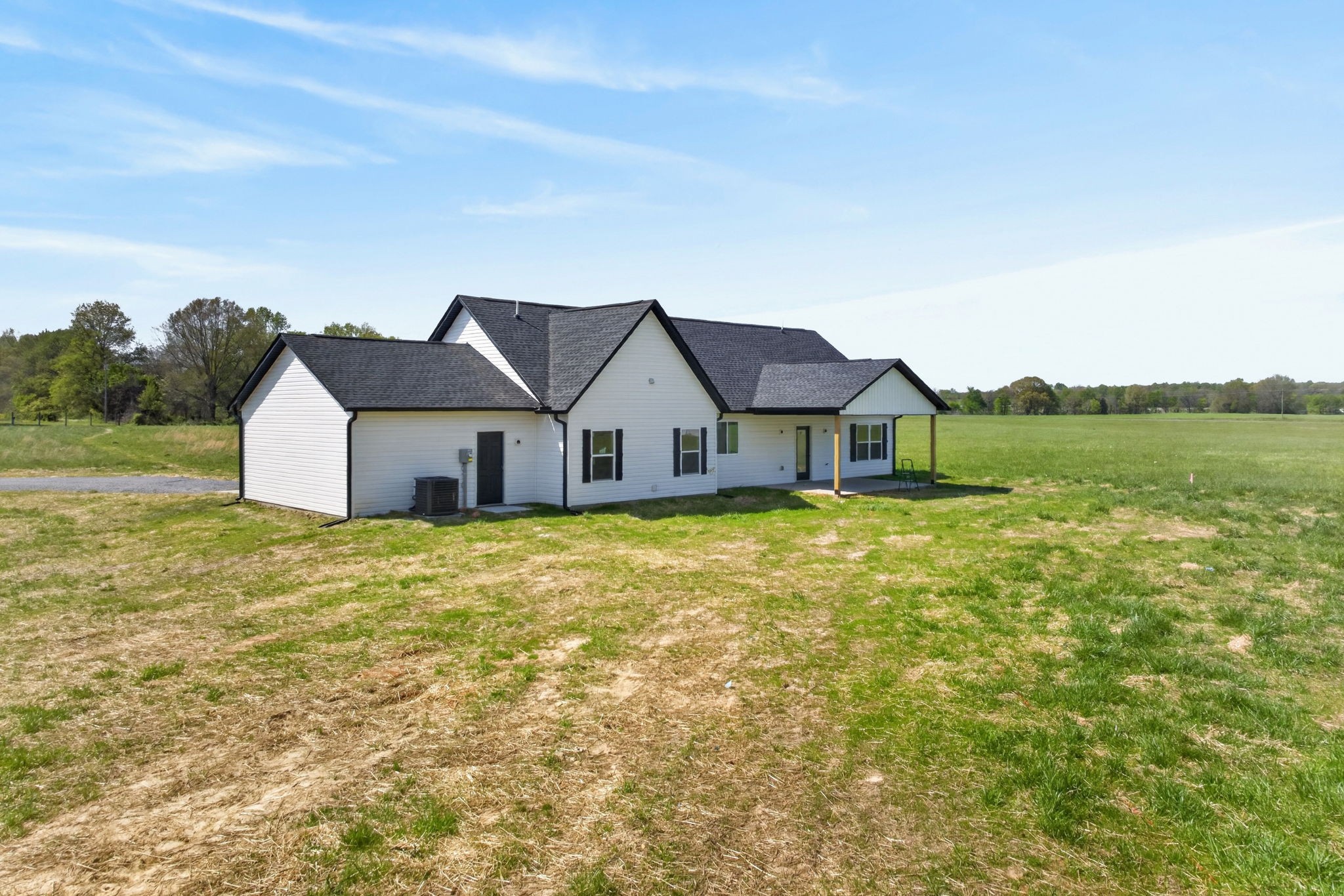 904 Swamp Road McMinnville, TN 37110 - Photo 8 of 17