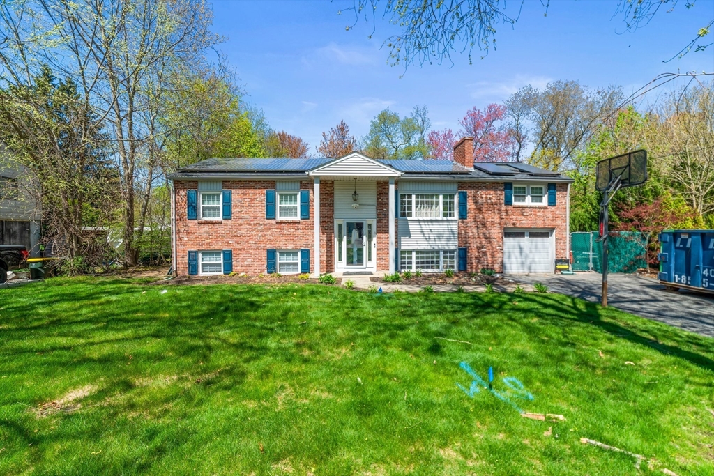 8 Island Road Franklin, MA 02038 - Photo 1 of 42 Gallery Image 1