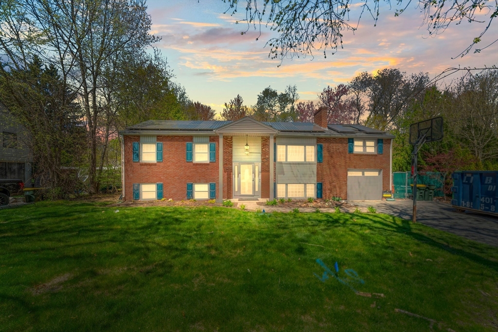 8 Island Road Franklin, MA 02038 - Photo 2 of 42 Gallery Image 2