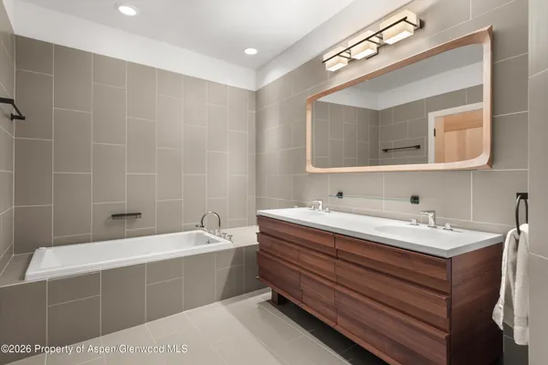 $19,495,000 | 609 West Bleeker Street, Aspen, CO 81611