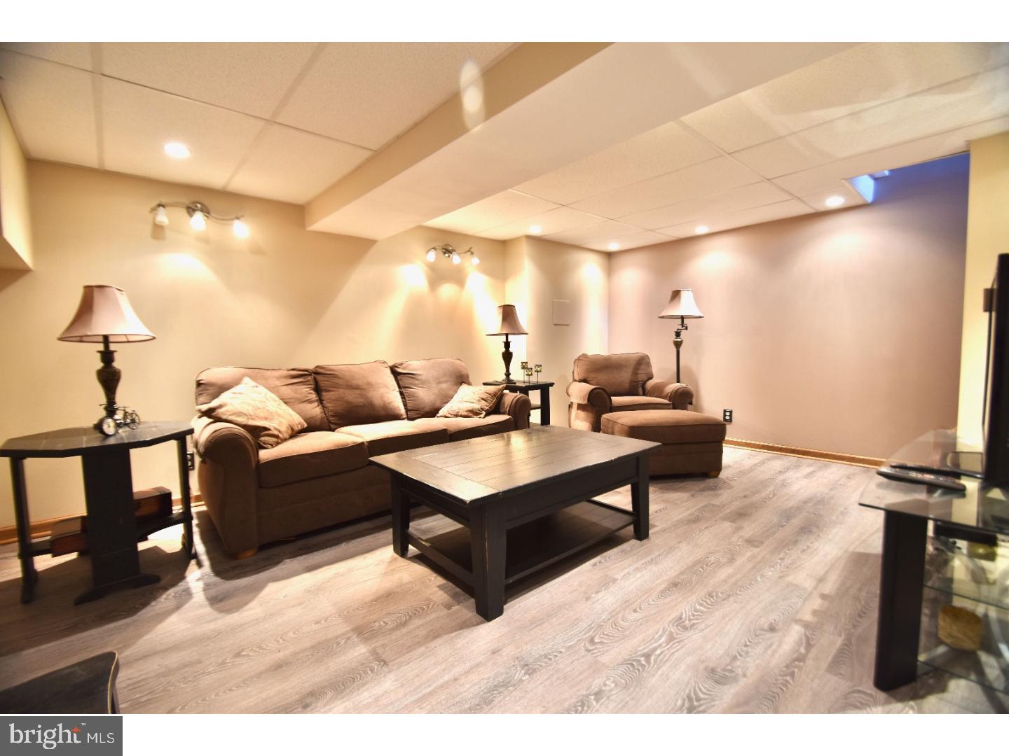 801 Marchman Road Philadelphia, PA 19115 - Photo 14 of 21 Basement - Finished