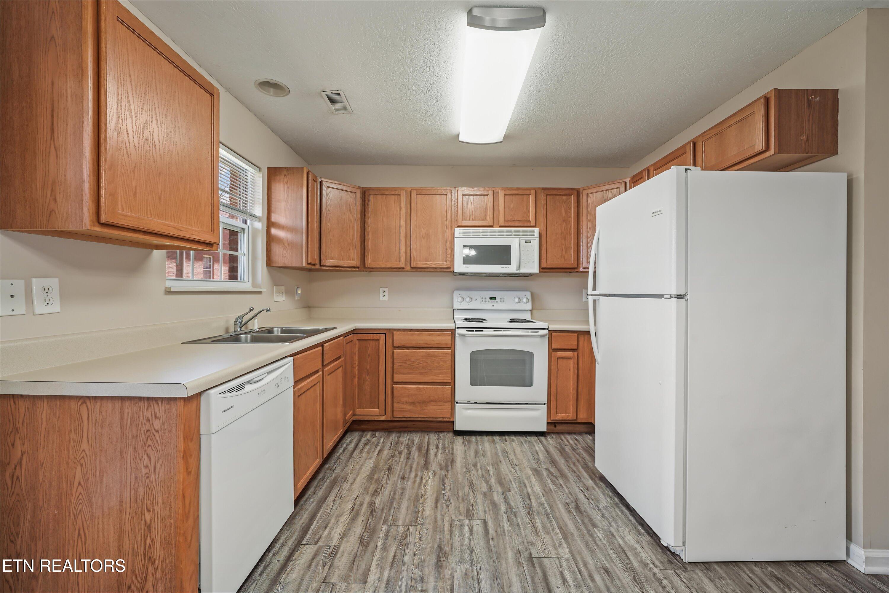 1638 Maple View Way Knoxville, TN 37918 - Photo 8 of 25 1000001786
